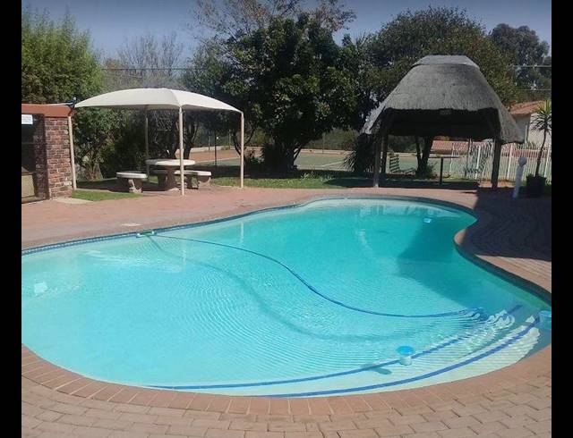 2 BEDROOM APARTMENT FOR SALE IN PRIMROSE HILL